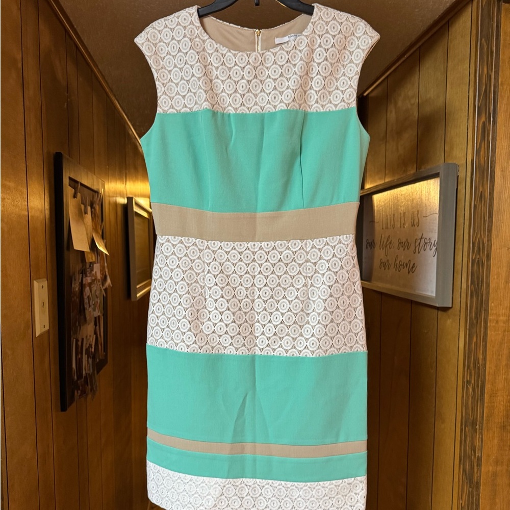 Studio One Mint Green and Beige Lace Sheath Dress